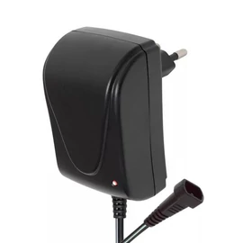 Univerzális, állítható adapter 230V/3-12V DC 1500-2100mA, 6db-os csatlakozókészlettel, visszajelzős